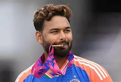 Rishabh Pant Net Worth